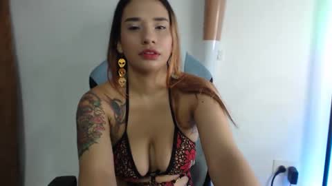 Snapshot of laurenphillipsx chatting on 12/06/24, 11:14 Lauren online show from 12/06/24, 11:14