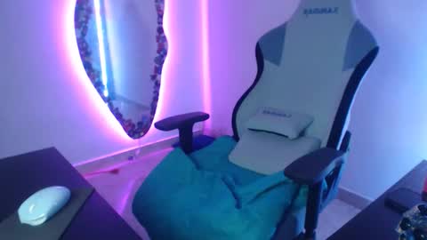 Lauren online show from 03/17/26, 11:41