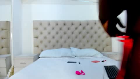 Lauren  online show from 03/05/26, 10:17