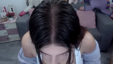 Laura online show from 12/18/24, 04:53