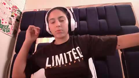 Snapshot of laurent0502 chatting on 12/09/24, 10:09 Laurent online show from 12/09/24, 10:09