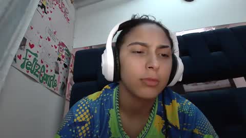 Snapshot of laurent0502 chatting on 12/17/24, 05:40 Laurent online show from 12/17/24, 05:40