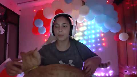 Snapshot of laurent0502 chatting on 12/18/24, 04:53 Laurent online show from 12/18/24, 04:53