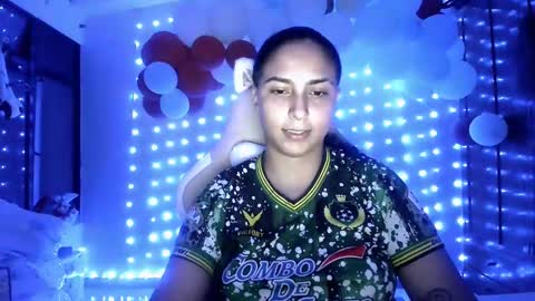 Snapshot of laurent0502 chatting on 12/21/24, 05:03 Laurent online show from 12/21/24, 05:03