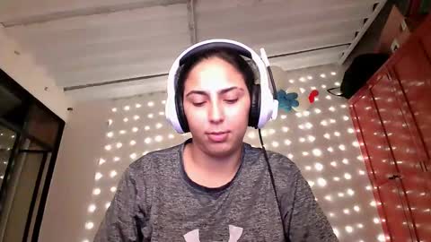 Snapshot of laurent0502 chatting on 01/12/25, 02:45 Laurent online show from 01/12/25, 02:45