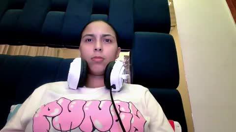 Snapshot of laurent0502 chatting on 01/13/25, 04:50 Laurent online show from 01/13/25, 04:50