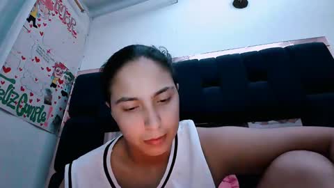 Snapshot of laurent0502 chatting on 01/21/25, 02:54 Laurent online show from 01/21/25, 02:54