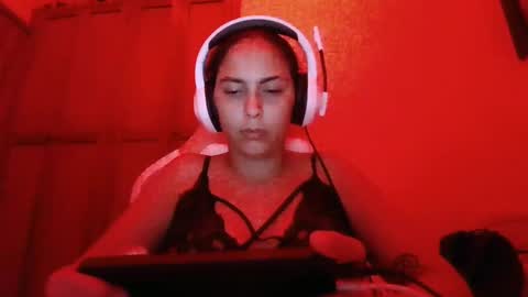 Snapshot of laurent0502 chatting on 01/29/25, 04:15 Laurent online show from 01/29/25, 04:15