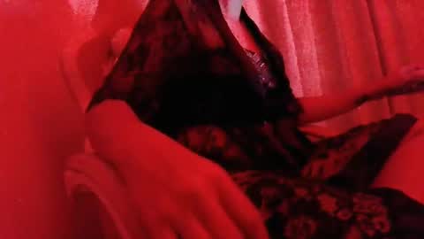 Snapshot of laurent0502 chatting on 02/02/25, 04:48 Laurent online show from 02/02/25, 04:48