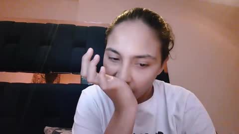 Snapshot of laurent0502 chatting on 02/19/25, 12:03 Laurent online show from 02/19/25, 12:03