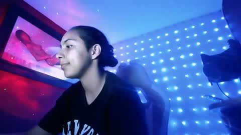 Snapshot of laurent0502 chatting on 02/23/25, 03:13 Laurent online show from 02/23/25, 03:13