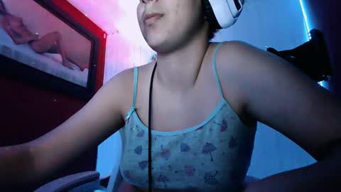 Snapshot of laurent0502 chatting on 02/24/25, 08:27 Laurent online show from 02/24/25, 08:27