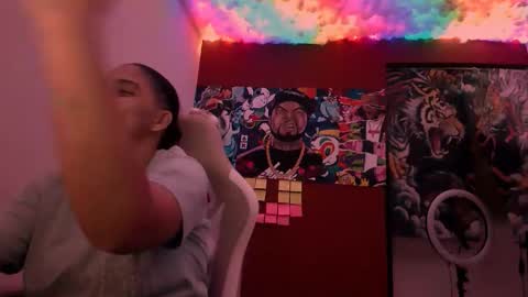 Snapshot of laurent0502 chatting on 09/18/25, 02:13 Laurent online show from 09/18/25, 02:13