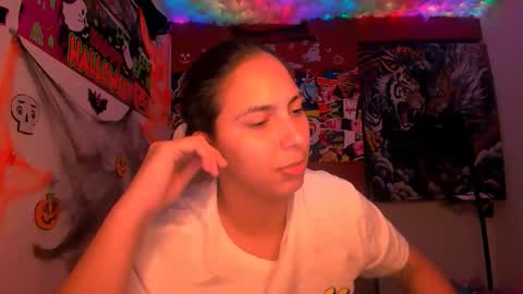 Snapshot of laurent0502 chatting on 10/22/25, 01:39 Laurent online show from 10/22/25, 01:39