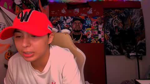 Snapshot of laurent0502 chatting on 10/24/25, 02:30 Laurent online show from 10/24/25, 02:30