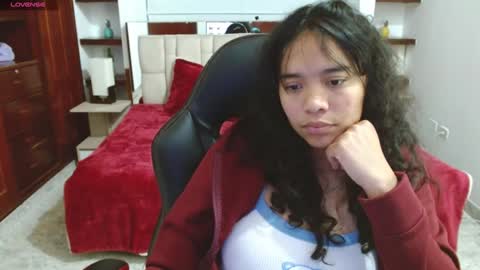 laurent online show from 01/30/25, 09:47