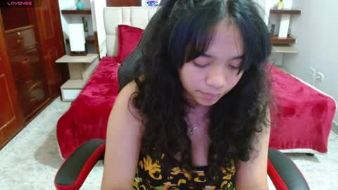 laurent online show from 02/06/25, 06:29