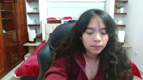 laurent online show from 02/11/25, 09:31