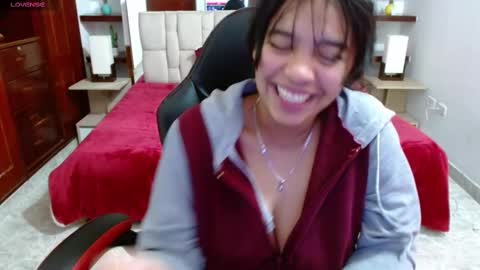 laurent online show from 03/11/25, 09:13