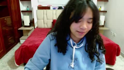 laurent online show from 03/12/25, 03:02