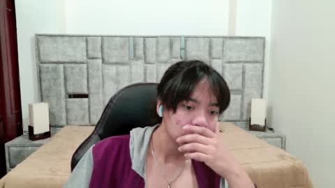 laurent online show from 04/08/26, 03:06