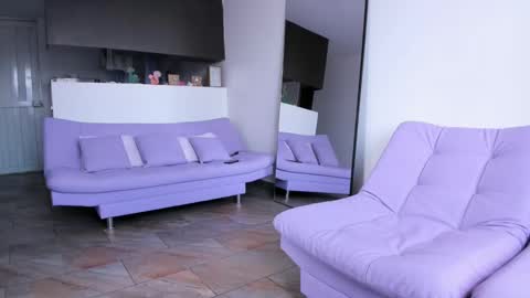 Lucie  online show from 09/13/25, 06:40