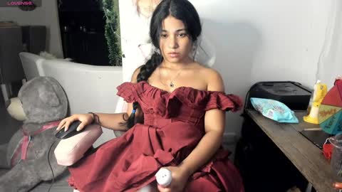 daniela angel     online show from 01/01/25, 07:41