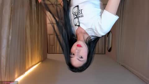 Lau  online show from 10/05/25, 11:46