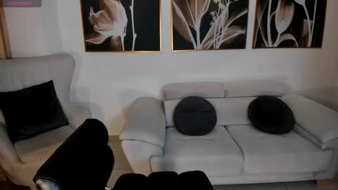 Lau  online show from 10/16/25, 03:29