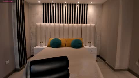 Lau  online show from 12/21/25, 11:23