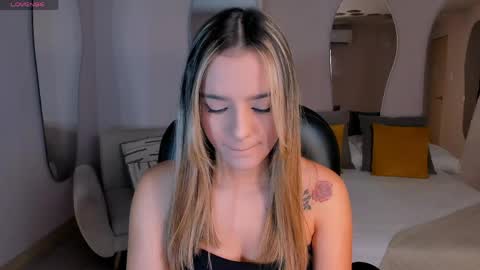 Laurent Rosse  online show from 04/15/26, 08:20