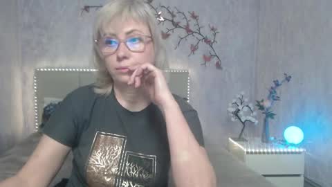 Lauren online show from 03/13/26, 12:12