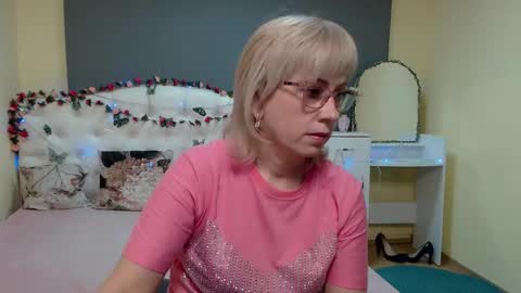 Lauren online show from 03/16/26, 06:17