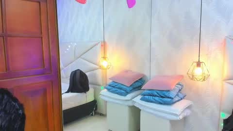 Laurent online show from 01/11/26, 10:09