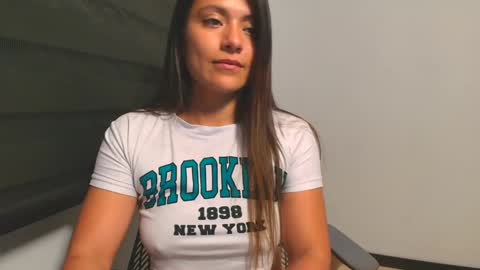 Lauri online show from 02/26/25, 01:21