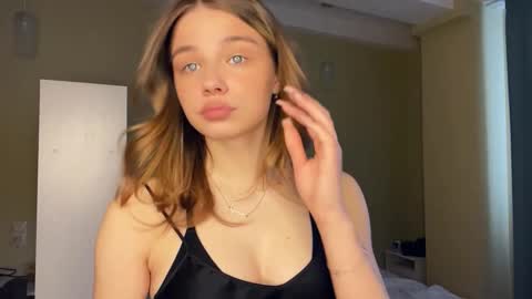 Bella online show from 03/01/26, 07:10