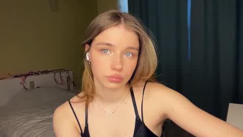 Bella online show from 03/06/26, 12:12