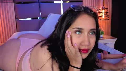 Lau Roberts online show from 03/23/26, 03:32