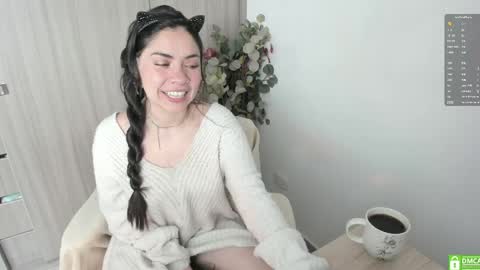 Snapshot of lauryn_chills chatting on 05/24/26, 05:40 Lauryn online show from 05/24/26, 05:40