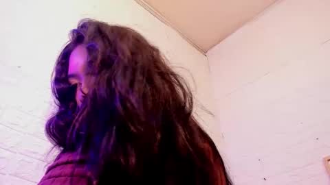 Laury and Narem online show from 02/11/26, 06:18