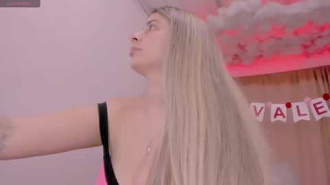 Lauu G online show from 02/15/25, 06:12