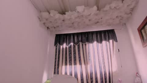 Lauu G online show from 11/18/25, 11:58