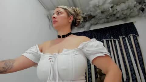 Lauu G online show from 02/03/26, 01:27