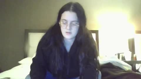 lauvlylu online show from 02/16/26, 09:16