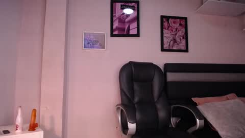 LauWild online show from 01/13/26, 11:26