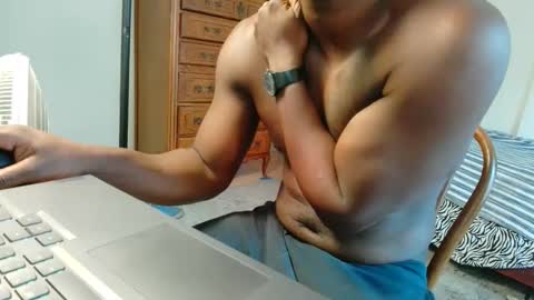 lavanderbrown online show from 10/14/25, 05:14