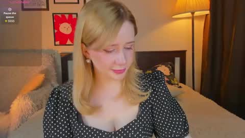 Snapshot of lavender_tender chatting on 05/16/26, 06:54 Lav online show from 05/16/26, 06:54
