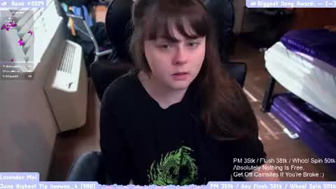 Snapshot of lavendermei chatting on 06/15/26, 01:02 LavenderMei online show from 06/15/26, 01:02