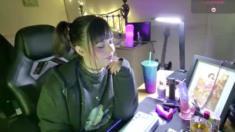 Lavenderrzz online show from 02/02/26, 03:33