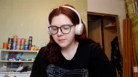 Adeline online show from 02/03/26, 06:51